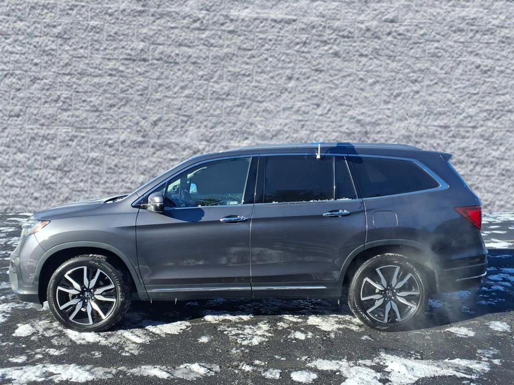 Used 2019 Honda Pilot Touring image 2