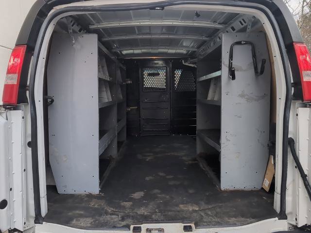Used 2018 Chevrolet Express 2500 w/ Driver Convenience Package image 9