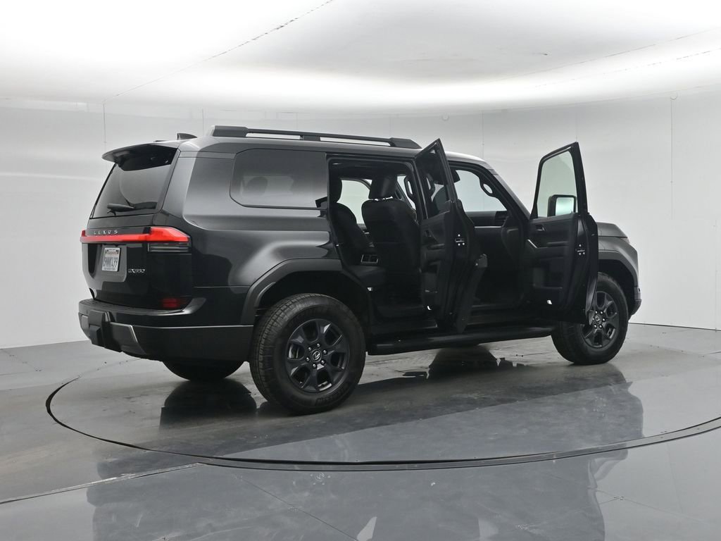 Used 2024 Lexus GX 550 image 5