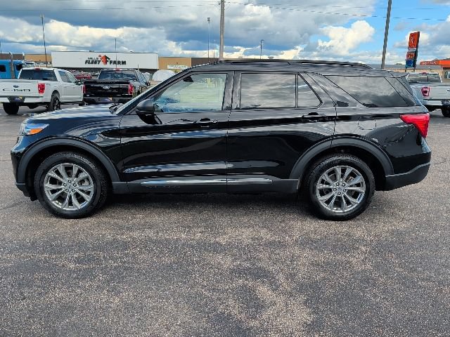 Certified 2024 Ford Explorer XLT w/ Equipment Group 202A AWD/4WD image 4