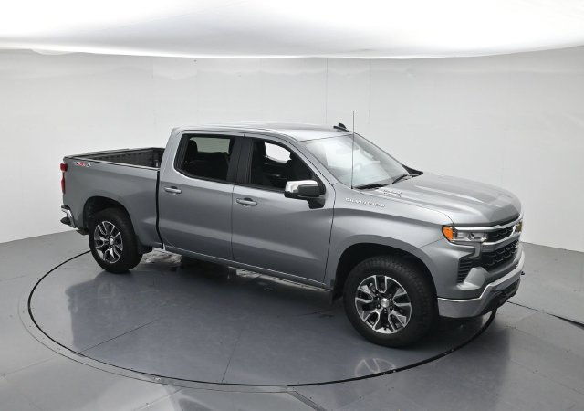 Used 2024 Chevrolet Silverado 1500 LT AWD/4WD image 45