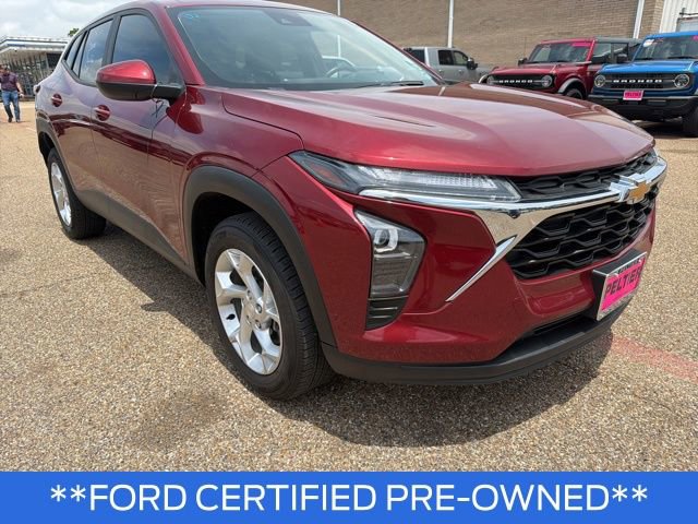 Used 2024 Chevrolet Trax LS w/ LS Convenience Package FWD video 1