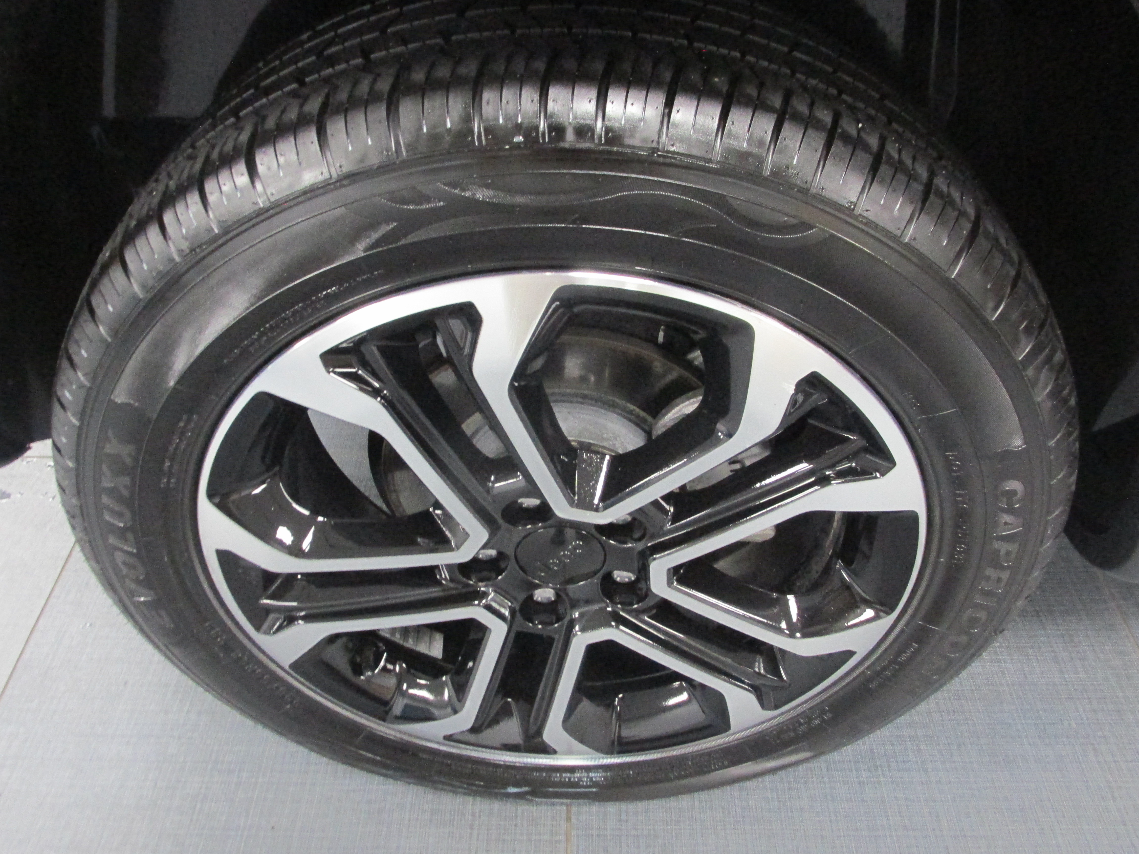 Used 2024 Jeep Compass Limited AWD/4WD image 16