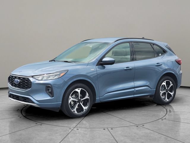 Certified 2023 Ford Escape ST-Line Select w/ Tech Pack #2 AWD/4WD image 3