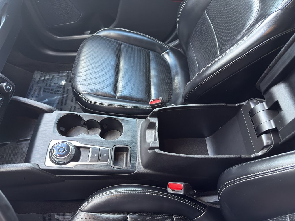 Certified 2024 Ford Escape Platinum AWD/4WD image 26