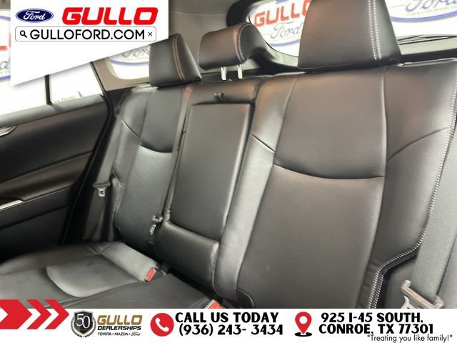 Used 2019 Toyota RAV4 LE FWD image 13