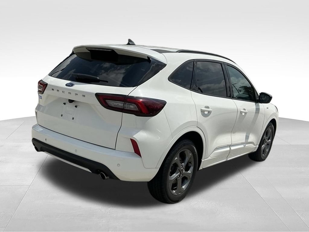 Certified 2023 Ford Escape ST-Line w/ Tech Pack #1 FWD image 11