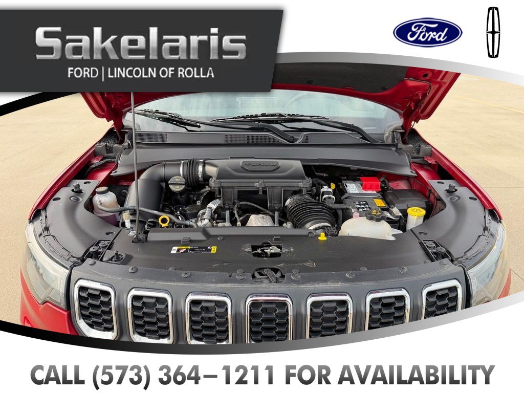 Used 2025 Jeep Compass Latitude AWD/4WD image 45
