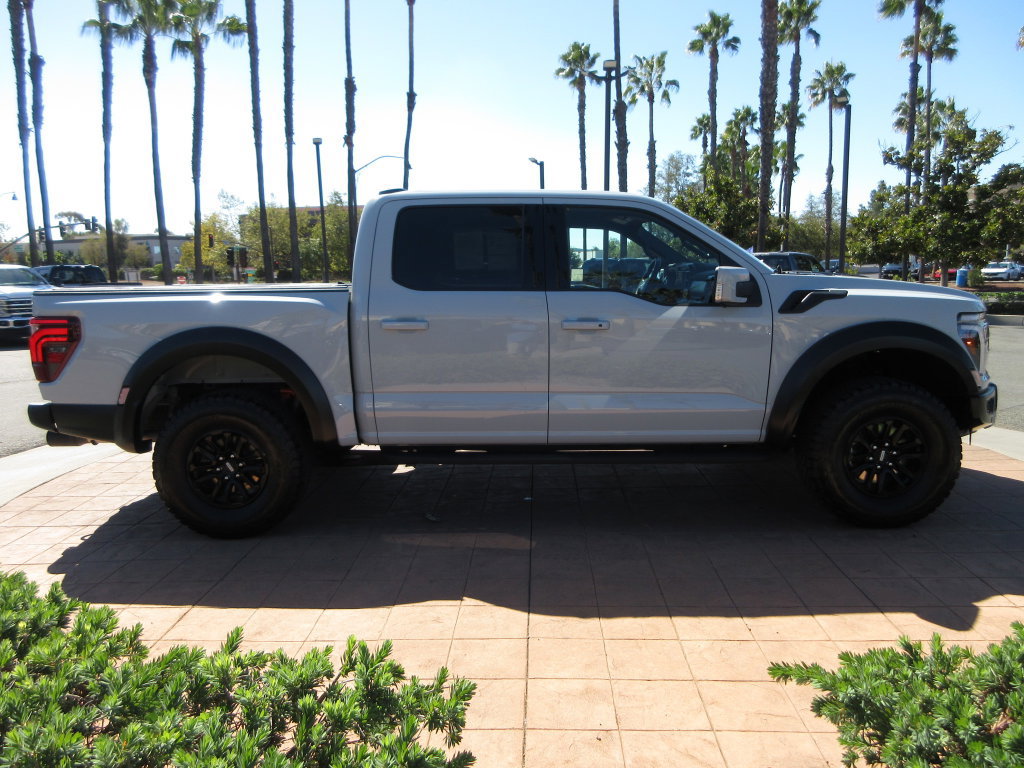 Certified 2024 Ford F150 Raptor AWD/4WD image 5