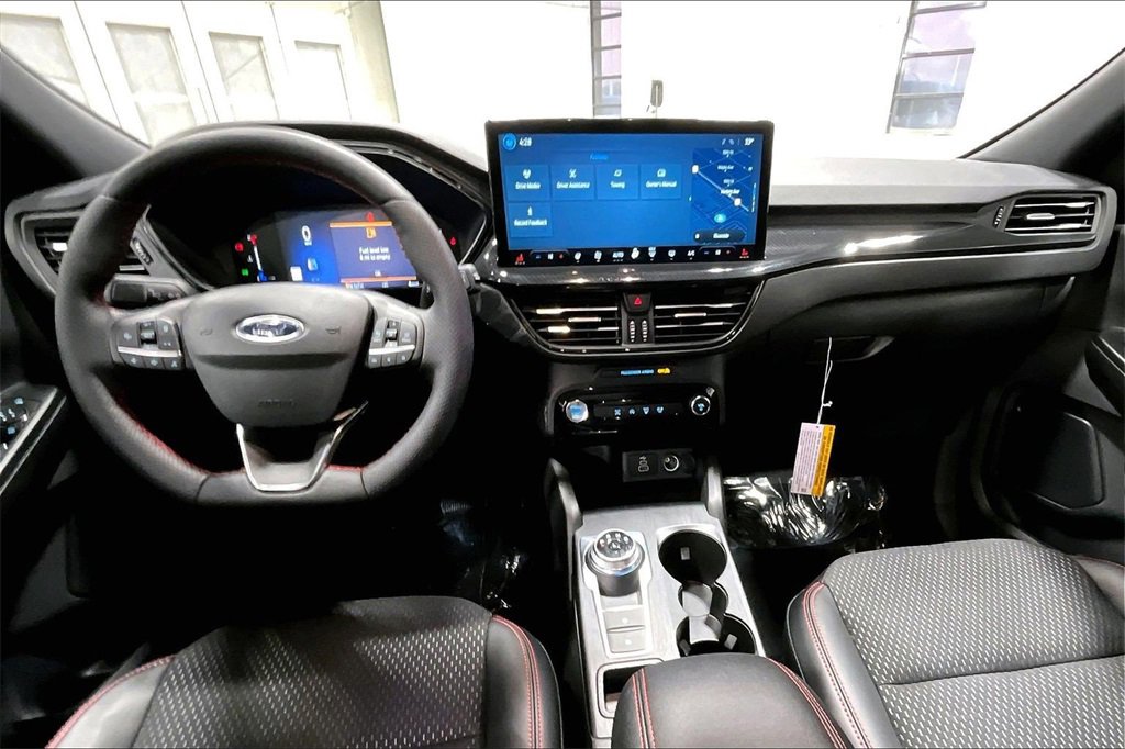 Certified 2025 Ford Escape ST-Line Select w/ Tech Pack #1 image 14