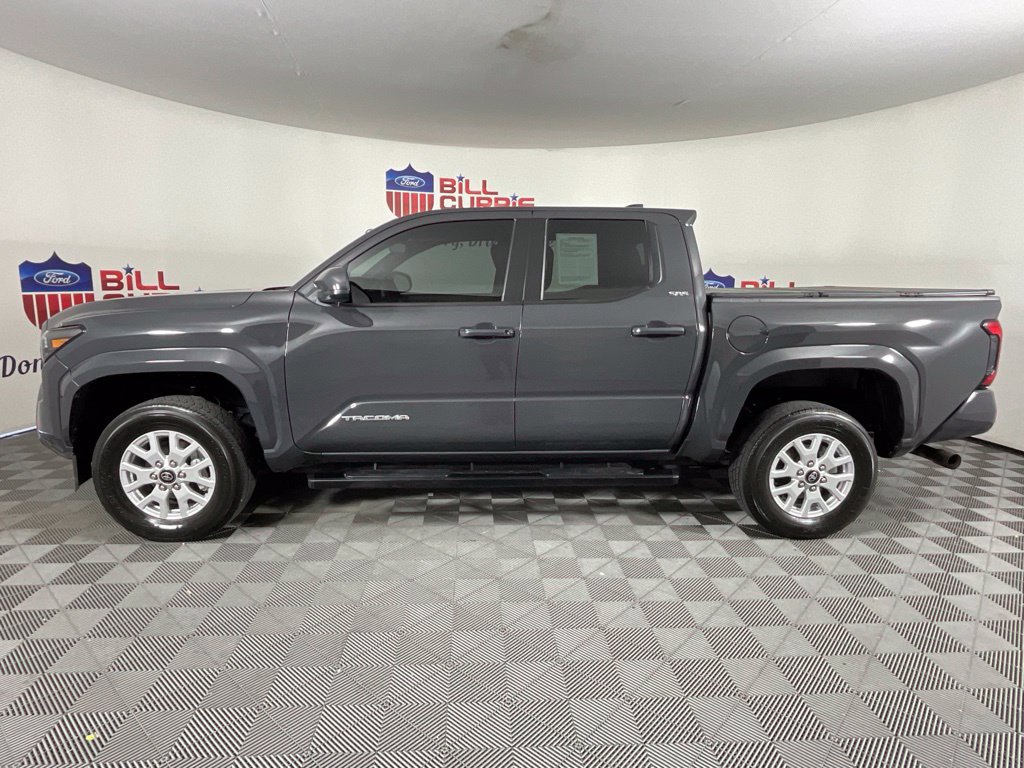 Used 2025 Toyota Tacoma SR5 RWD image 6