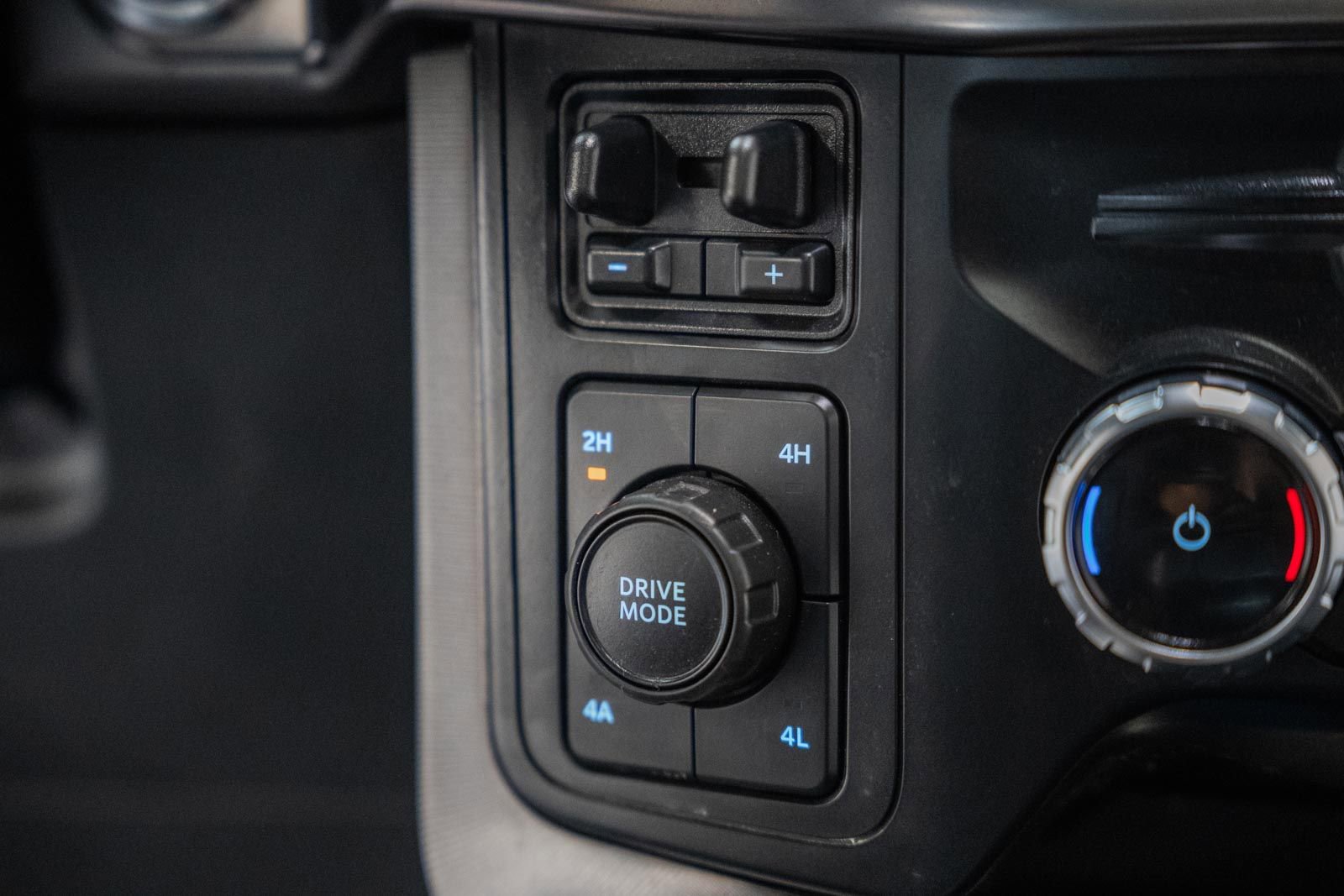 Certified 2023 Ford F150 Platinum image 31