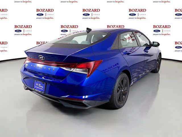 Used 2021 Hyundai Elantra SEL w/ Convenience Package FWD image 8