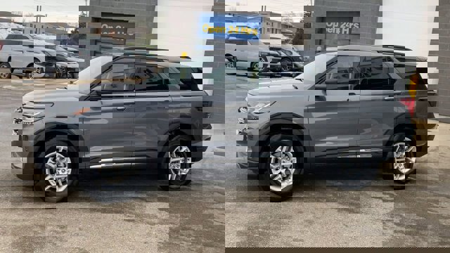 Certified 2025 Ford Explorer Active image 6