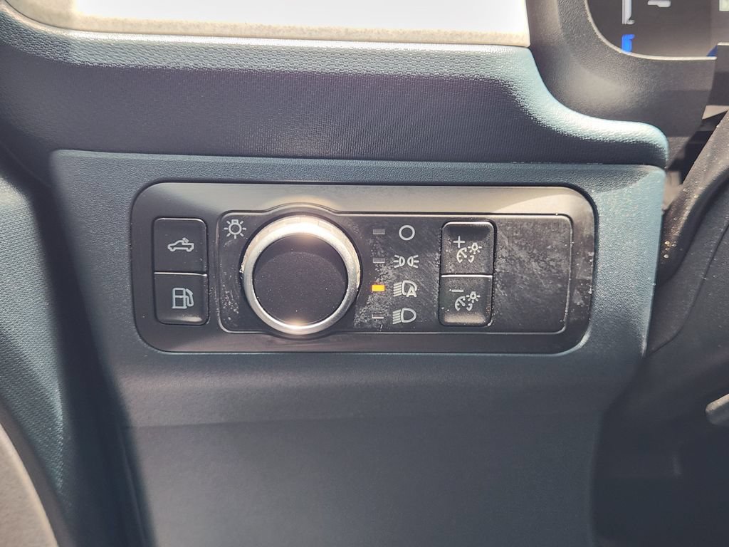 Certified 2025 Ford Maverick XLT FWD image 21