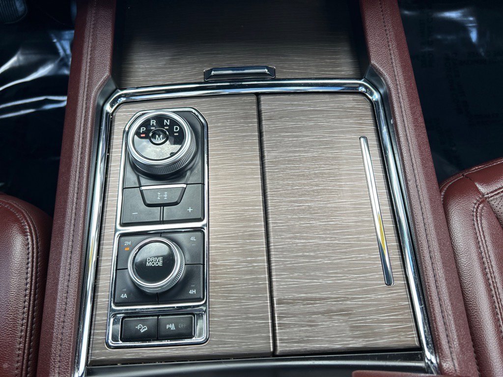 Certified 2023 Ford Expedition Limited image 36