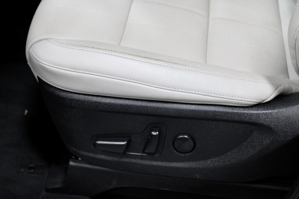 Used 2022 Kia Telluride EX w/ EX Premium Package FWD image 25