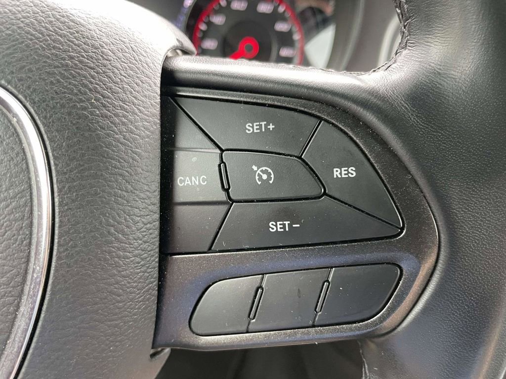 Used 2023 Dodge Charger SXT w/ Blacktop Package AWD/4WD image 23