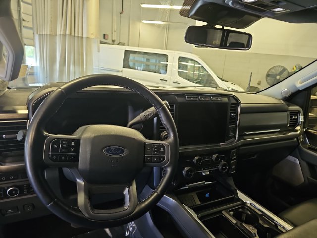 Certified 2024 Ford F250 Lariat w/ Lariat Ultimate Package AWD/4WD image 16