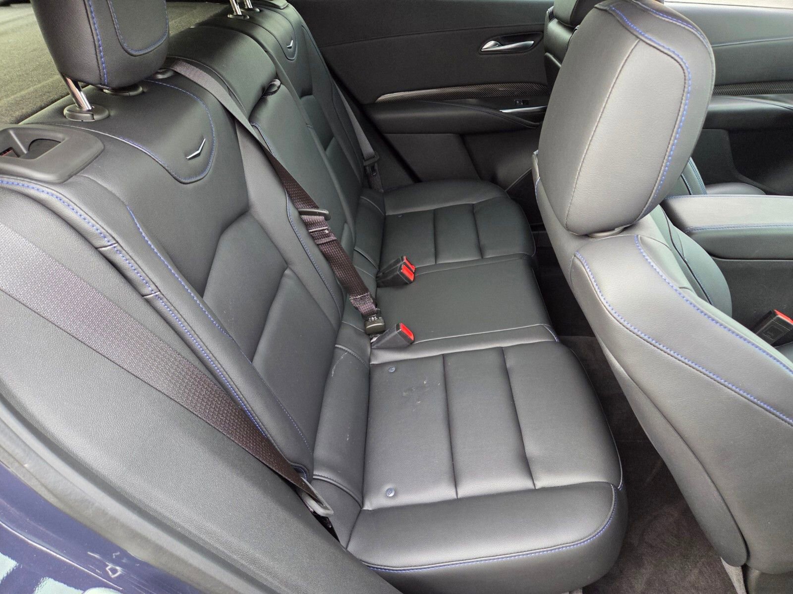 Used 2024 Cadillac XT4 Sport w/ Cold Weather Package image 14