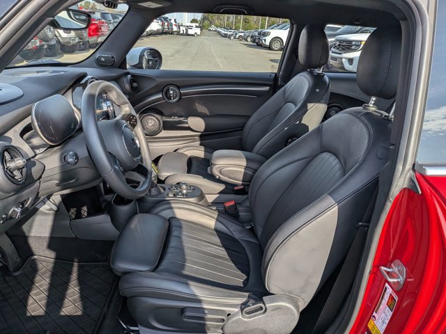Used 2023 MINI Cooper SE image 15