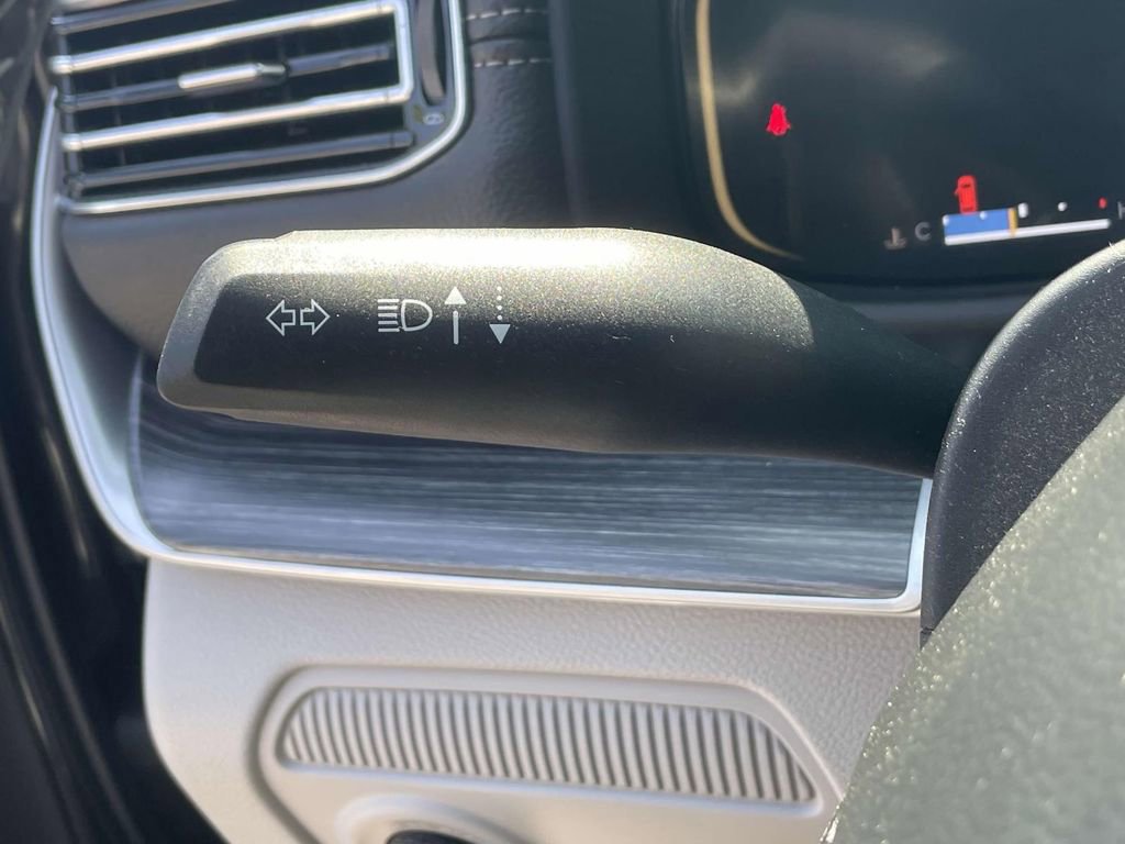 Used 2024 Jeep Wagoneer Series II w/ HD Trailer Tow Package image 22