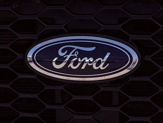 Certified 2024 Ford Edge ST-Line AWD/4WD image 9