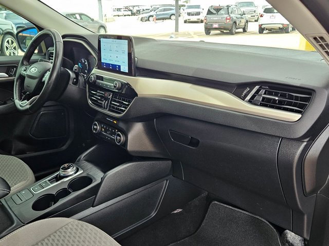 Certified 2021 Ford Escape SE w/ SE Sport Appearance Package FWD image 22