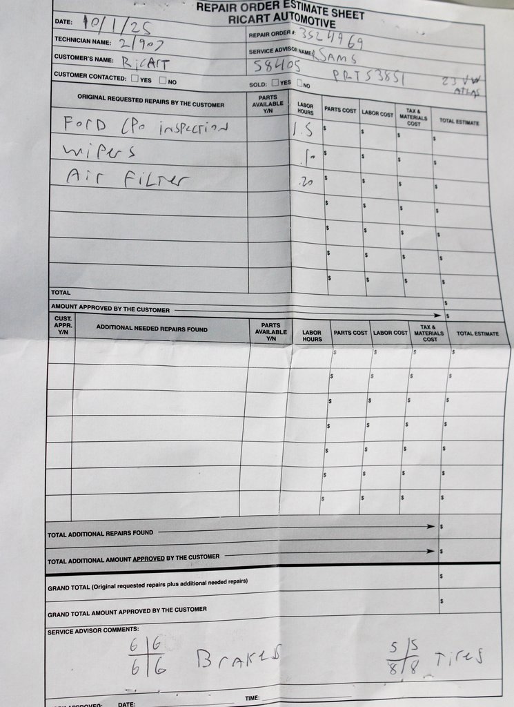 Used 2023 Volkswagen Atlas SE image 12