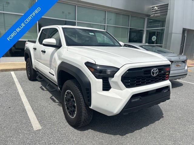 Used 2024 Toyota Tacoma TRD Off-Road w/ TRD Off Road Upgrade Package AWD/4WD image 1