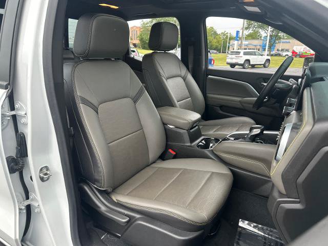 Used 2023 Chevrolet Colorado ZR2 w/ ZR2 Convenience Package III AWD/4WD image 35