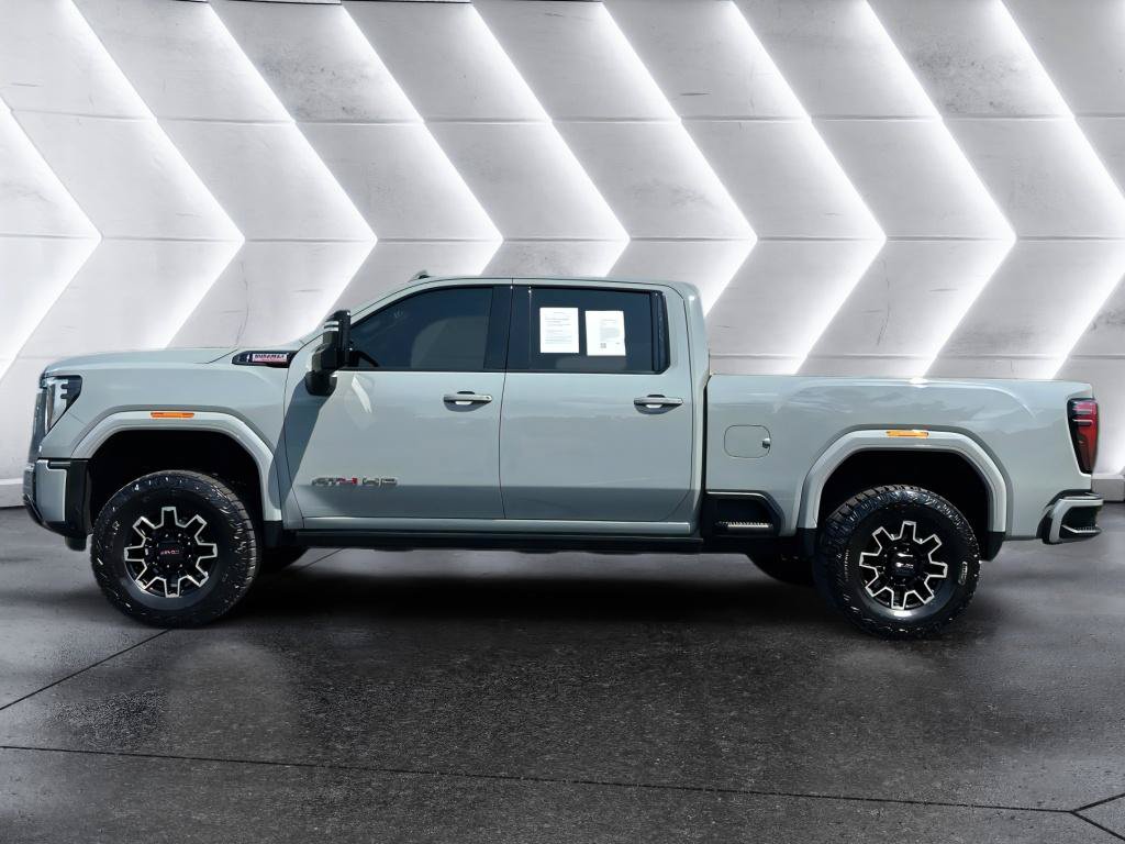 Used 2024 GMC Sierra 2500 AT4 w/ AT4 Premium Plus Package AWD/4WD image 4