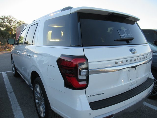 Certified 2024 Ford Expedition Platinum image 2