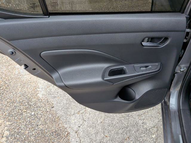 Used 2024 Nissan Versa SV w/ Trunk Package FWD image 21