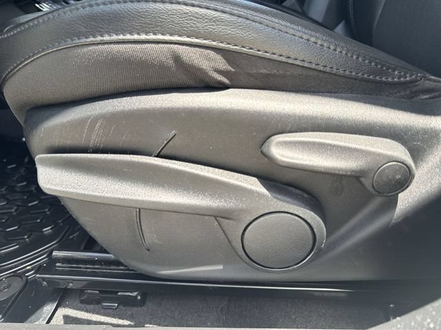 Used 2020 Jeep Compass Latitude FWD image 12
