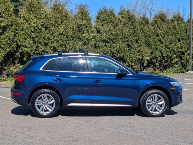 Used 2020 Audi Q5 2.0T Premium w/ Convenience Package image 6