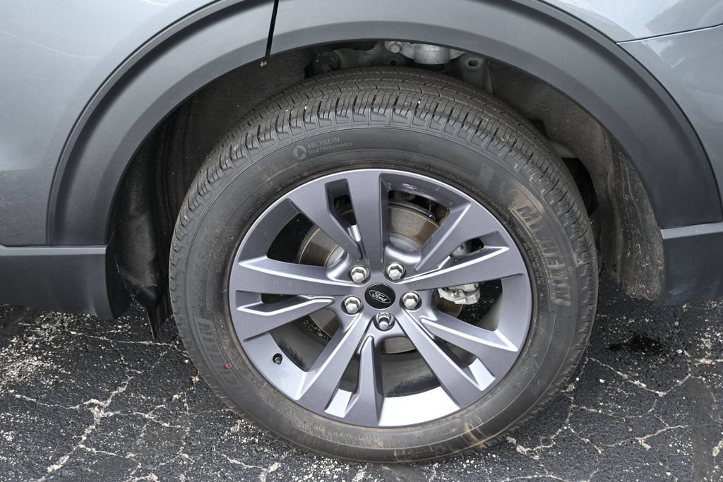 Certified 2026 Ford Explorer Active w/ Active Comfort Package AWD/4WD image 17