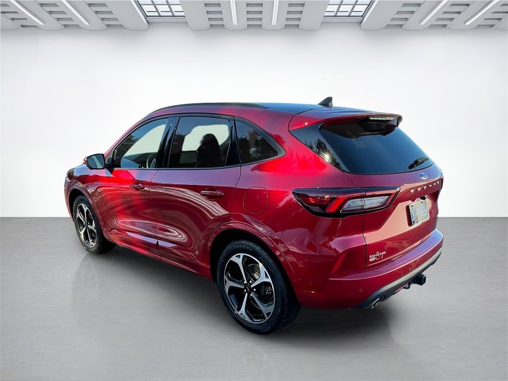 Certified 2023 Ford Escape ST-Line Elite w/ Premium Technology Package image 5
