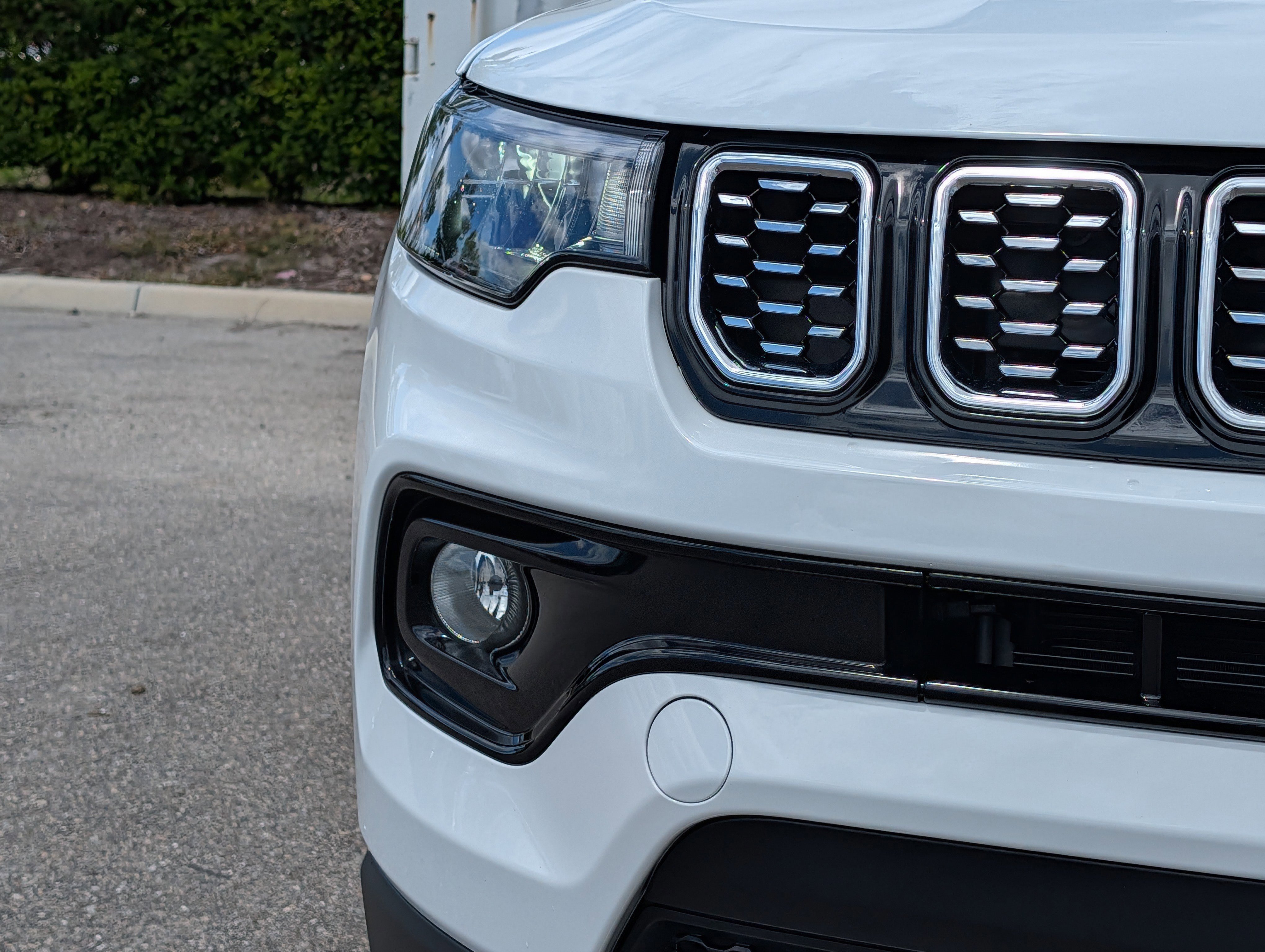 Used 2026 Jeep Compass Limited image 10