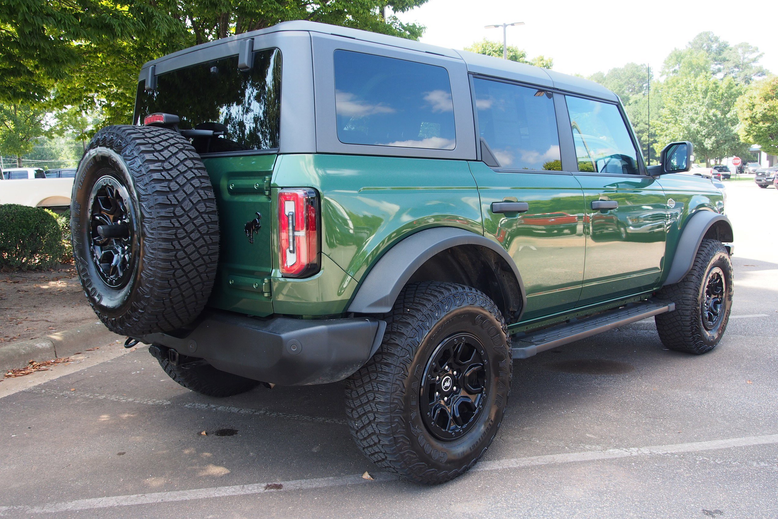 Certified 2023 Ford Bronco Wildtrak image 5