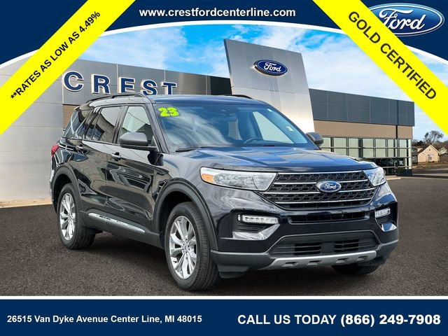 Certified 2023 Ford Explorer XLT w/ Equipment Group 202A AWD/4WD image 1