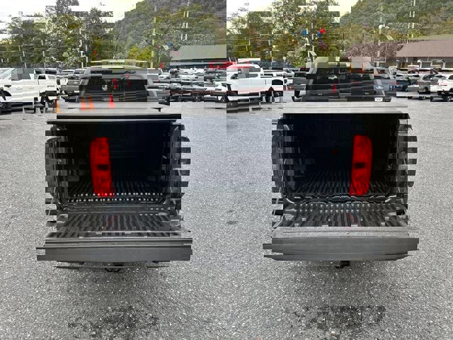 Used 2018 Chevrolet Colorado Z71 image 14