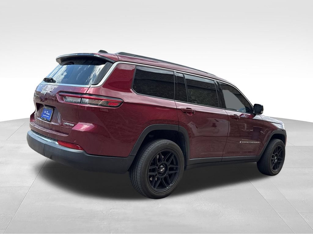 Used 2024 Jeep Grand Cherokee L Limited w/ Trailer Tow Package AWD/4WD image 9