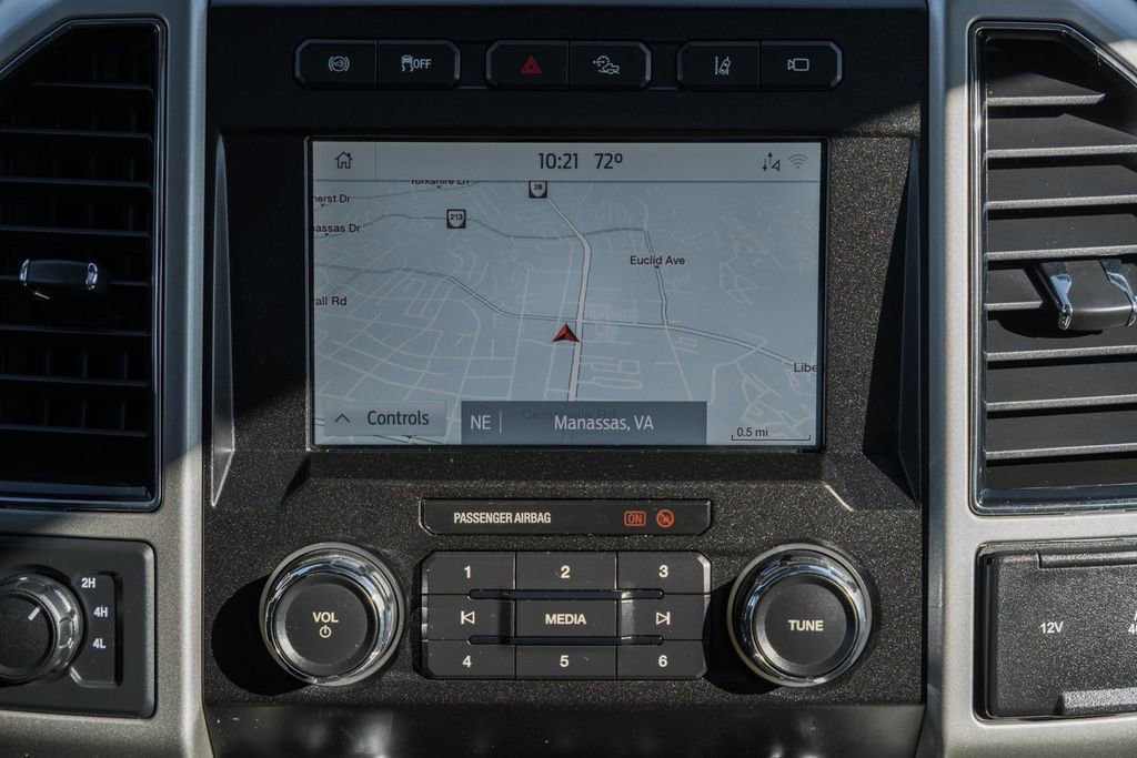 Certified 2021 Ford F350 Lariat image 27