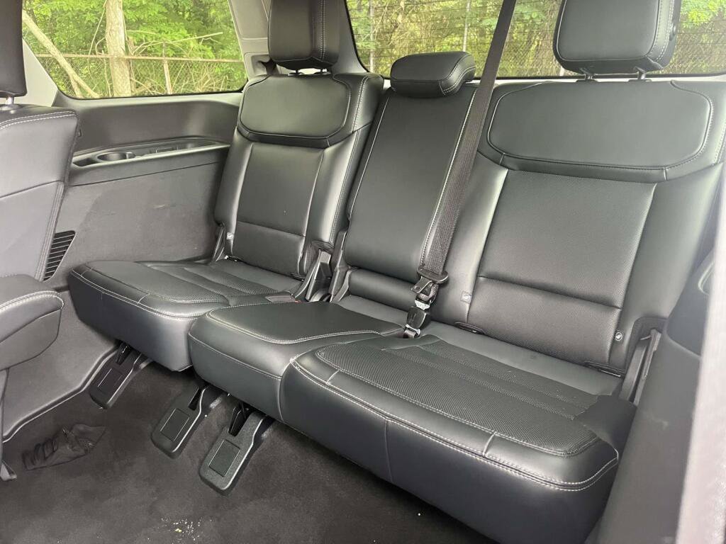 Certified 2025 Ford Expedition Platinum AWD/4WD image 19