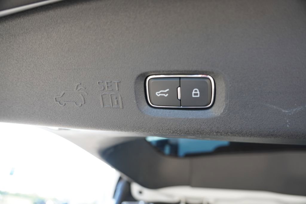Certified 2025 Ford Expedition Platinum AWD/4WD image 25