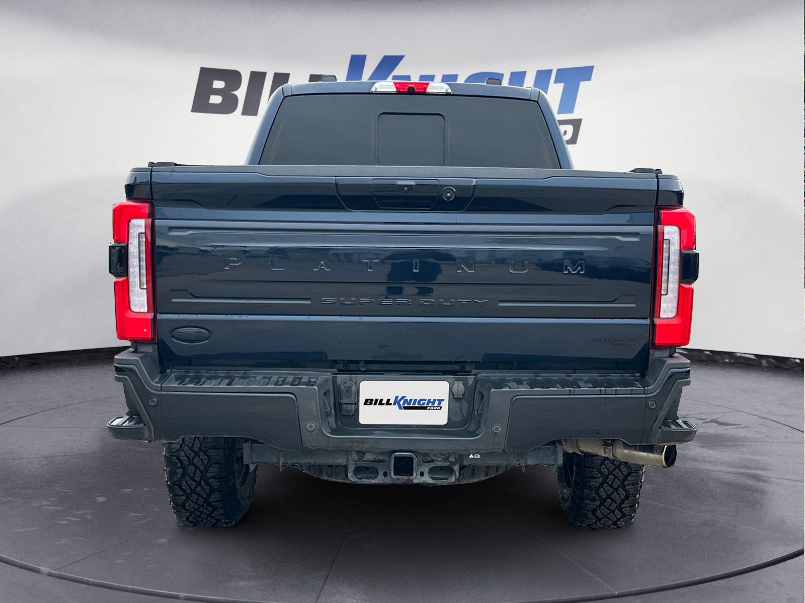 Certified 2024 Ford F250 Platinum w/ Tremor Off-Road Package AWD/4WD image 4