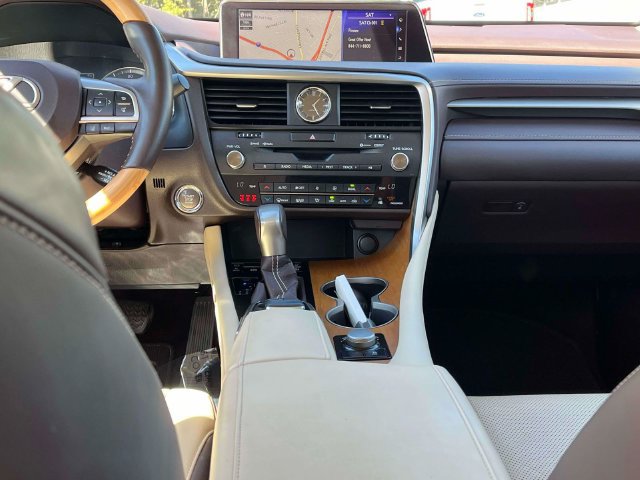 Used 2019 Lexus RX 350 FWD w/ Navigation Package image 15