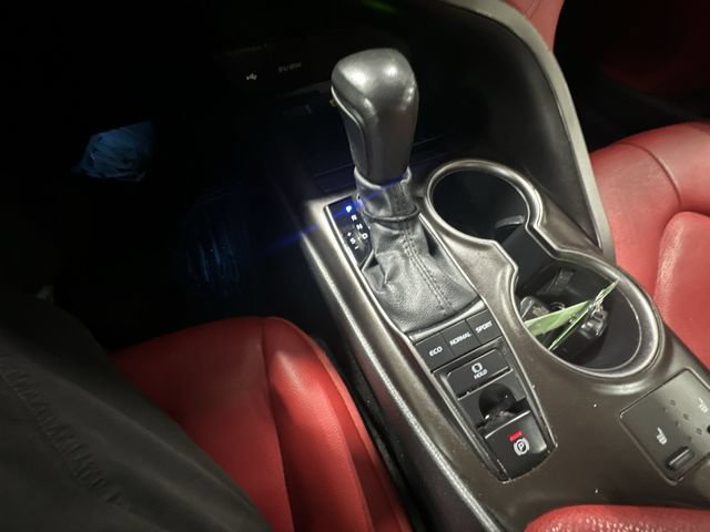 Used 2022 Toyota Camry XSE AWD/4WD image 27