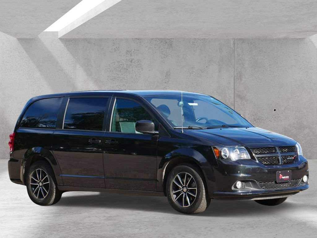 Used 2019 Dodge Grand Caravan SXT w/ Driver Convenience Group FWD image 1